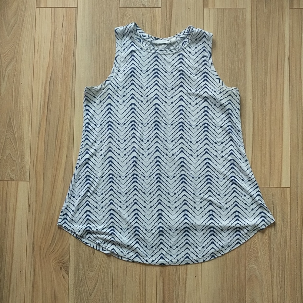 Athleta threadlight tank